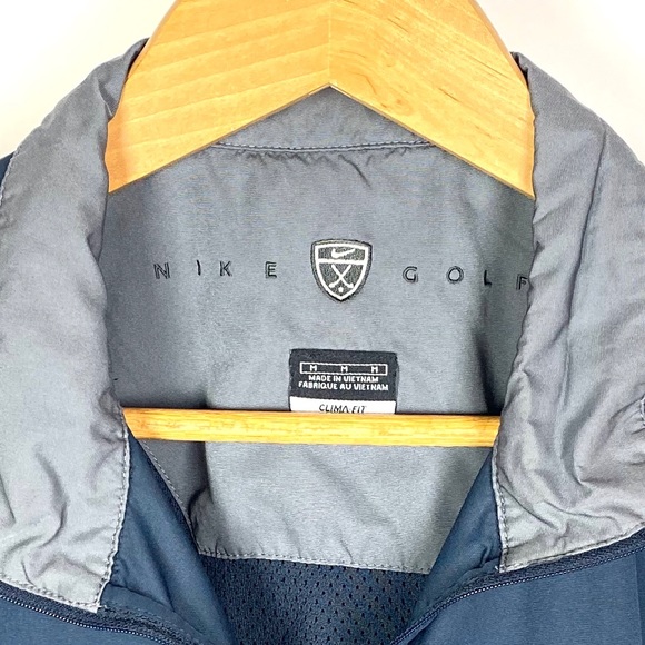 NIKE Golf Men's Blue ClimaFit 1/2 Zip Jacket 1024 - Picture 3 of 5